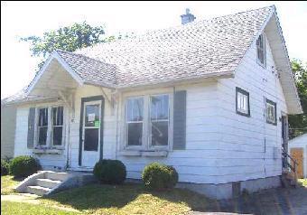 2619 W Ridgeland Ave., Waukegan, IL 60085