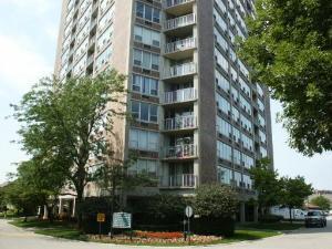 3925 Triumvera Dr. #7A, Glenview, IL 60025