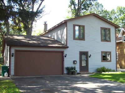 136 Burton St., Grayslake, IL 60030