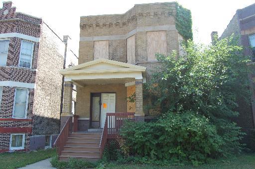 743 N Central Park Ave., Chicago, IL 60624