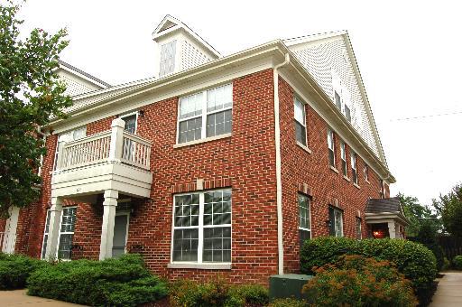 [Address Hidden by Seller], Clarendon Hills, IL 60514