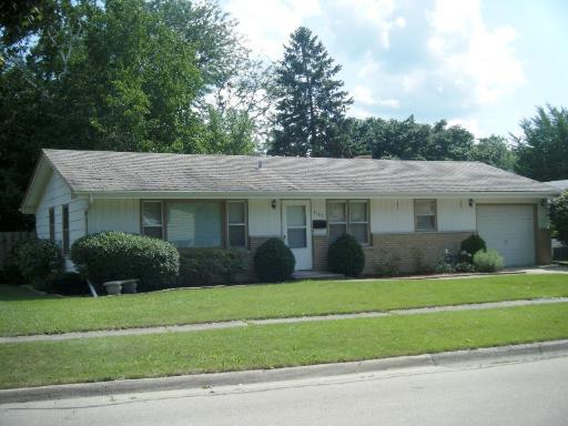 1103 Holmes Pl., Dekalb, IL 60115