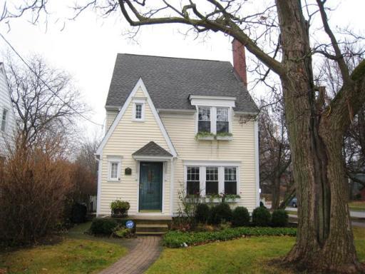 343 Bryant Ave., Glen Ellyn, IL 60137