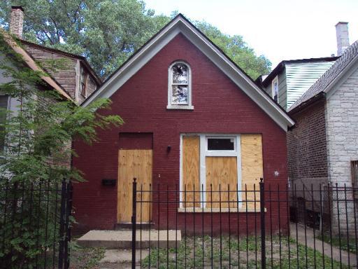 839 N Springfield Ave., Chicago, IL 60651