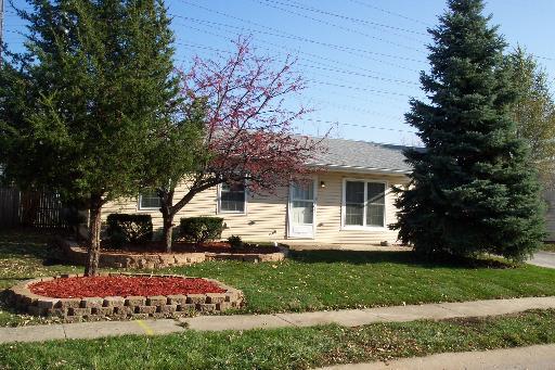 319 Macon Ave., Romeoville, IL 60446