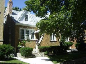 1632 S Kenilworth Ave., Berwyn, IL 60402