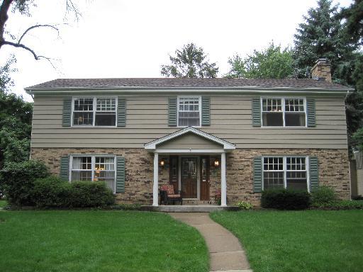 66 Stephanie Ln., Glen Ellyn, IL 60137