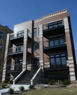 4712 N Beacon St. #2N, Chicago, IL 60640