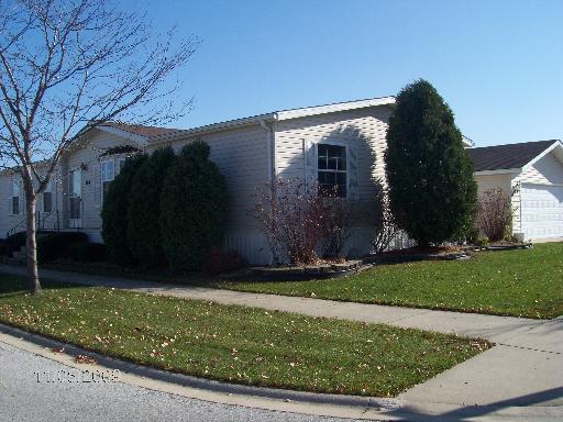 102 Buttercup Ln., Matteson, IL 60443
