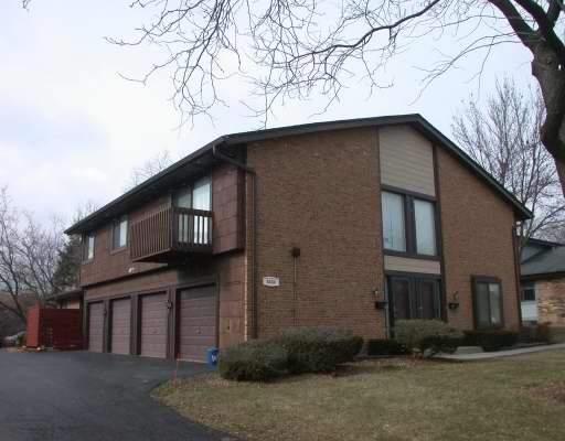 8334 N Portsmouth Dr. #D, Darien, IL 60561