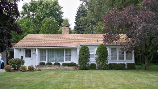 2404 Elizabeth Ave., Zion, IL 60099