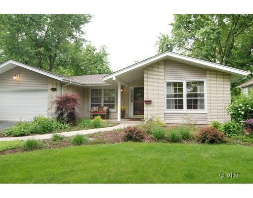 1012 Royal St George Dr., Naperville, IL 60563