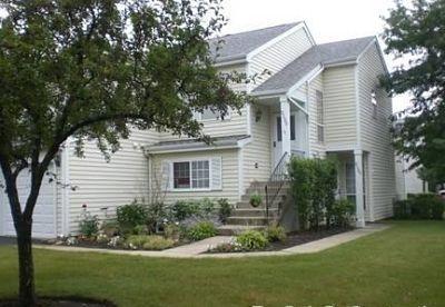 2137 W Northwind Cir., Schaumburg, IL 60194