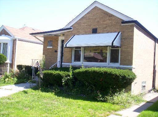 8945 S Clyde Ave., Chicago, IL 60617