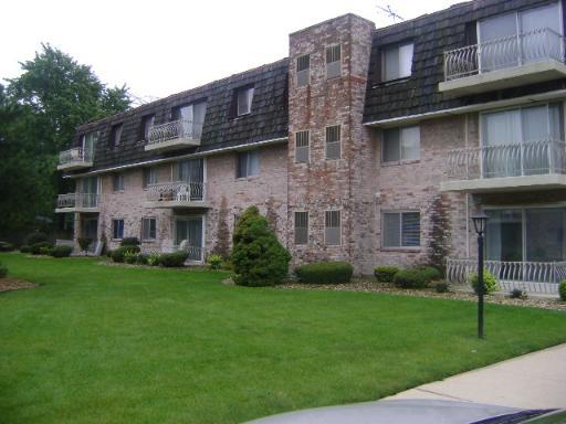 3237 S Manor Dr. #114, Lansing, IL 60438