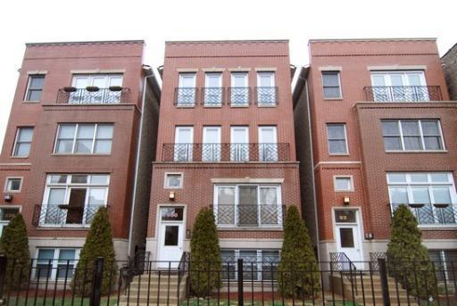 936 W George #2, Chicago, IL 60657