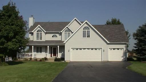 12355 Ridge Rd., Genoa, IL 60135