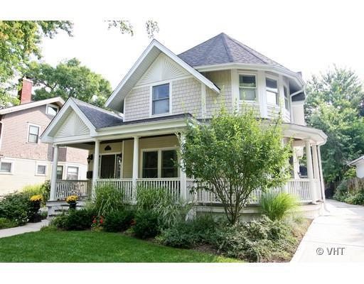 133 S Stone Ave., La Grange, IL 60525