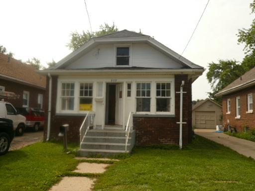939 S Second Ave., Aurora, IL 60505