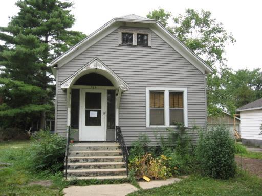 513 E Kraker Ave., Joliet, IL 60432