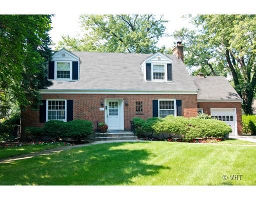 810 Burns Ave., Flossmoor, IL 60422