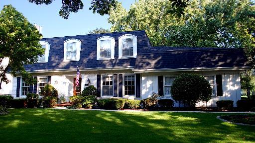 1321 Royal St George Dr., Naperville, IL 60563