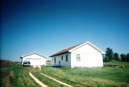 18063 Laube Rd., Davis, IL 61019