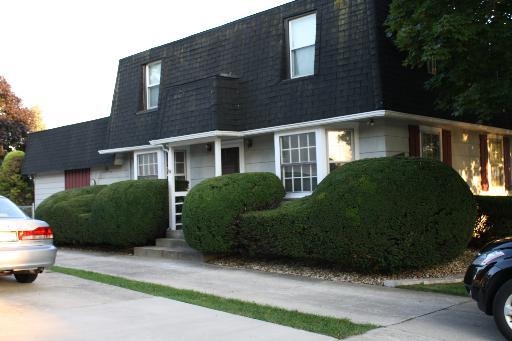 10305 Cook Ave., Oak Lawn, IL 60453