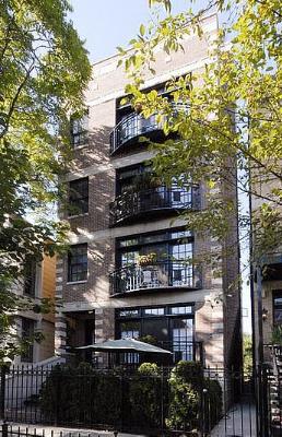 910 W Roscoe St. #3, Chicago, IL 60657