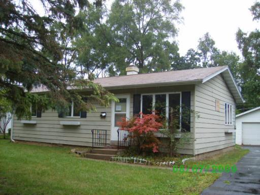 908 Warrior St., Round Lake, IL 60073