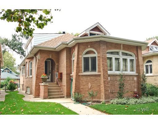 2621 W Morse Ave., Chicago, IL 60645