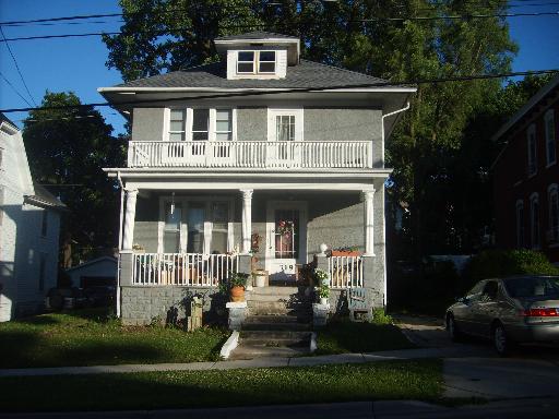 319 Chicago St., Elgin, IL 60123
