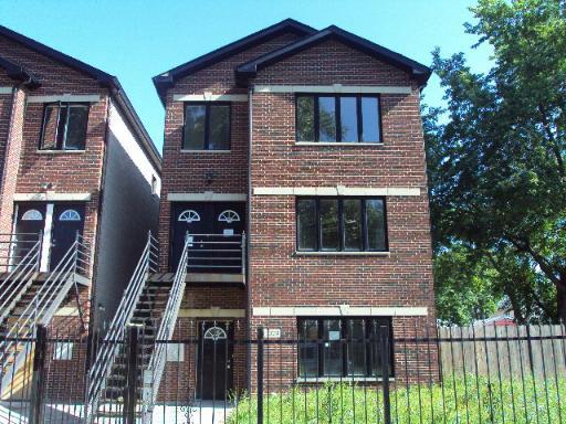 1328 W 109th St., Chicago, IL 60643