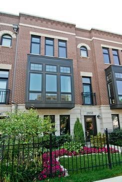 2858 N Paulina St., Chicago, IL 60657