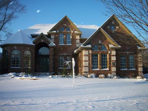 2584 Charter Oak Dr., Aurora, IL 60502