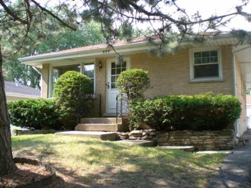 609 W Gladys Ave., Elmhurst, IL 60126