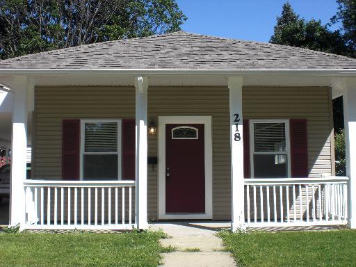 218 Orange St., Elgin, IL 60123