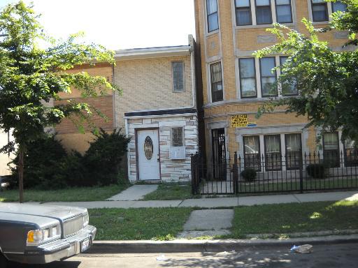 7915 S Wood St., Chicago, IL 60620