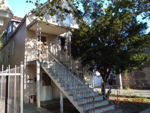 2815 N Ridgeway Ave., Chicago, IL 60618