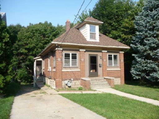 520 N Chicago Ave., Rockford, IL 61107