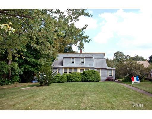 930 Northampton St., Woodstock, IL 60098