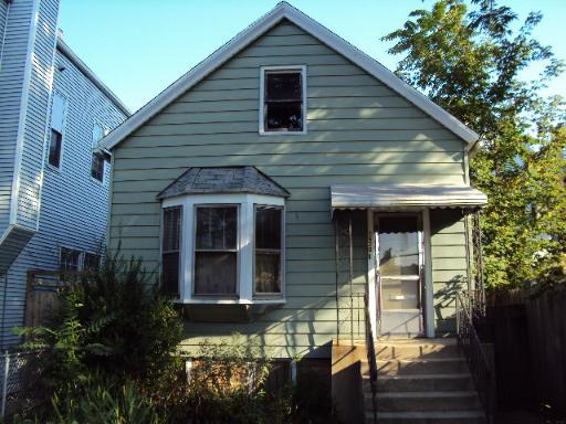 1520 W Diversey Pkwy., Chicago, IL 60614