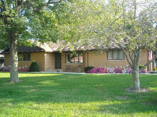 140 E Jensen Ave., Clifton, IL 60927