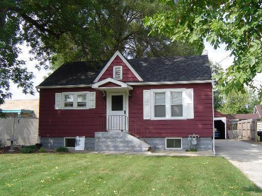 1035 Allaire Ave., Aurora, IL 60506