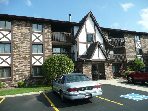10626 S Ridgeland Ave. #1B, Chicago Ridge, IL 60415