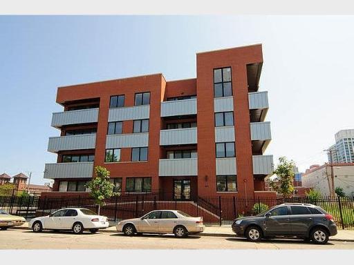 825 N Hudson #3E, Chicago, IL 60610