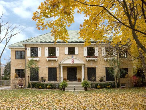 1028 Chestnut Ave., Wilmette, IL 60091