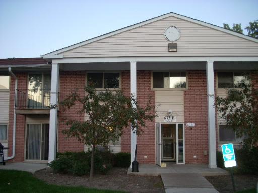 673 E Fullerton Ave. #202, Glendale Heights, IL 60139
