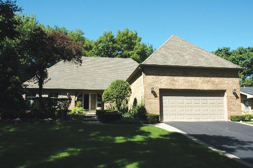 120 Hilltop Ave., Barrington, IL 60010