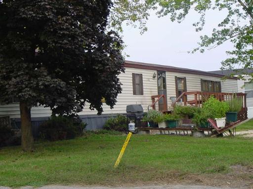 128 Lantern St., Gardner, IL 60424